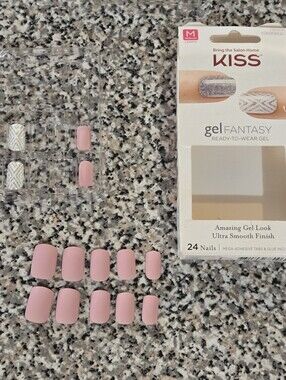 (Bundle Only) KISS gelFantasy Ready-to-Wear Gel Pink Press-On Nails
